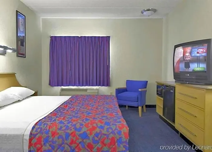Red Roof Inn Houston - Westchase