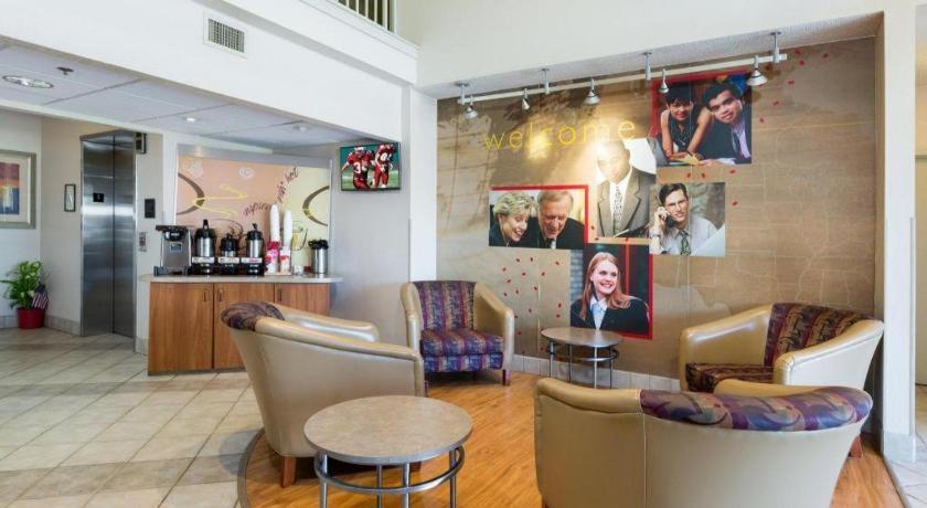 Hotel Red Roof - Westchase 2*