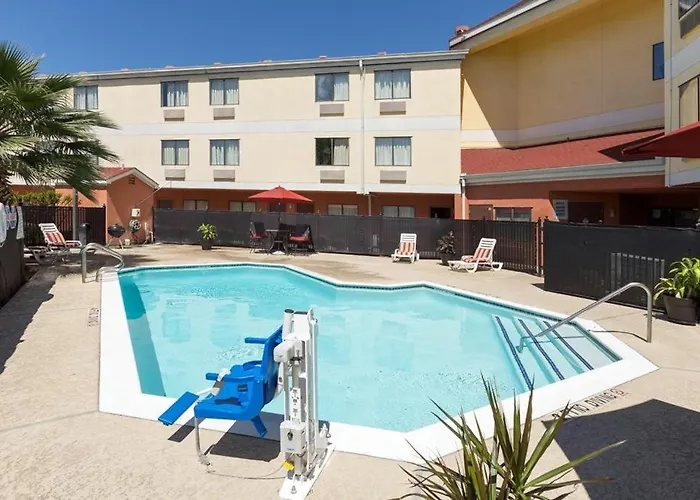 Red Roof Inn Houston Westchase
